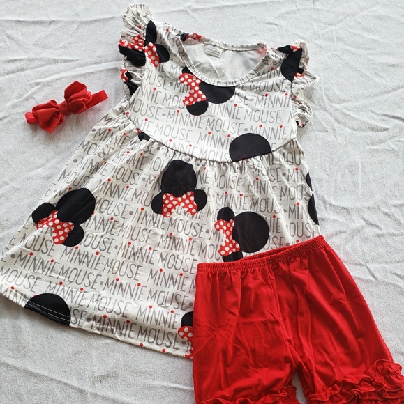 Other - Red and black outfit